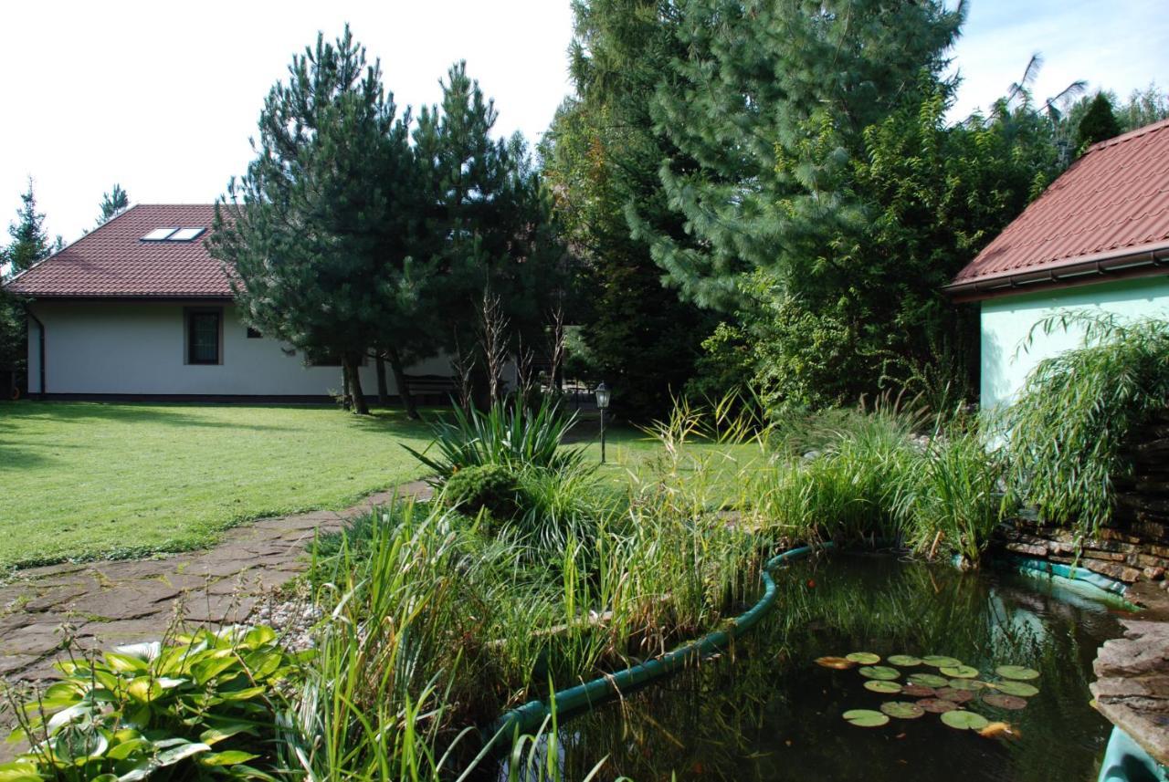 Villarenoma Nadarzyn Exterior photo